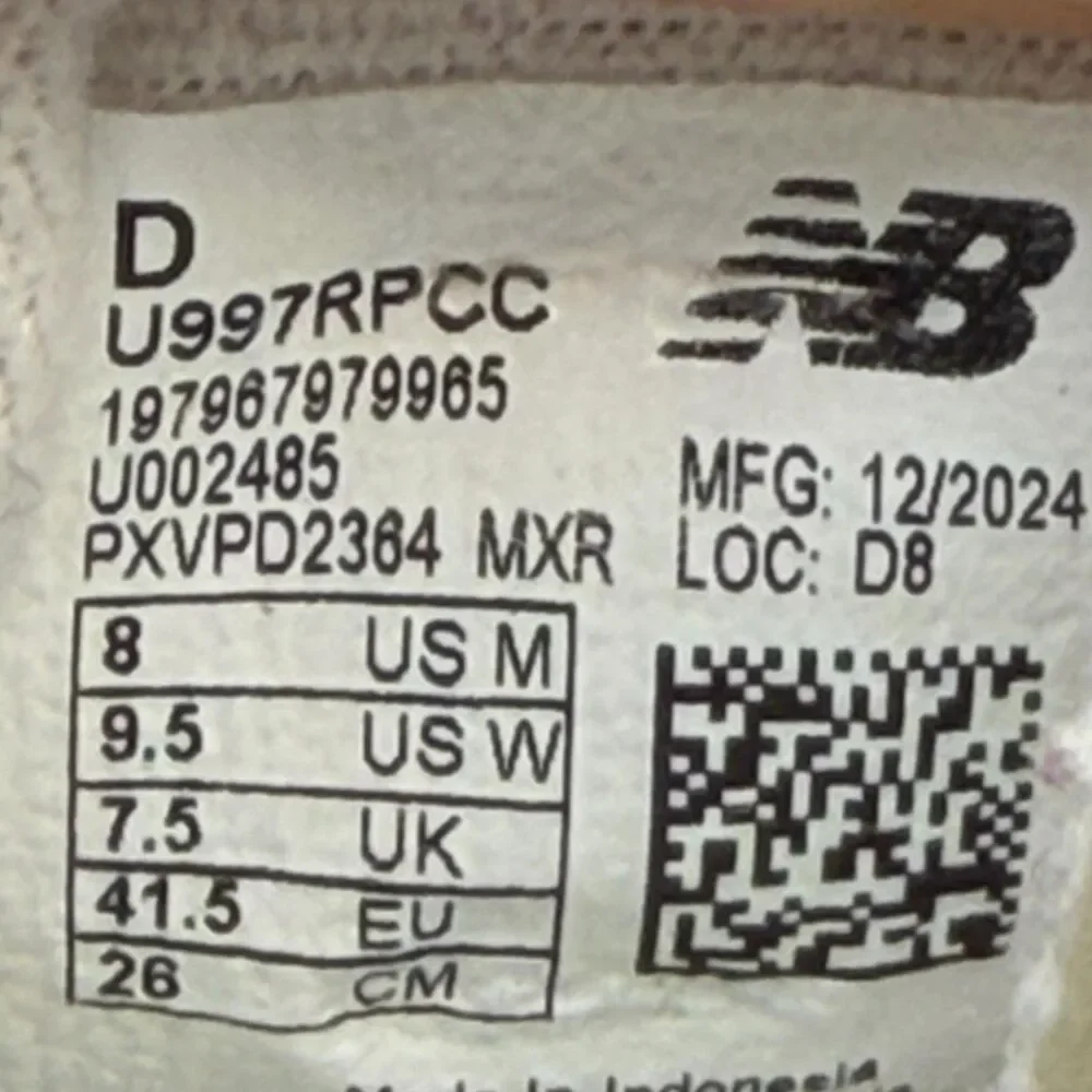 New Balance 997R Shoes Womens Size 9.5 D Beige Suede Comfort Sneakers U997RPCC